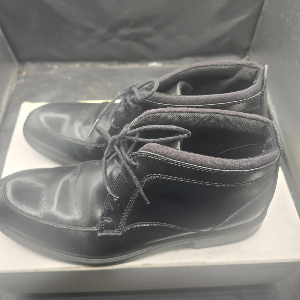Bostonian Black Leather Boots‎